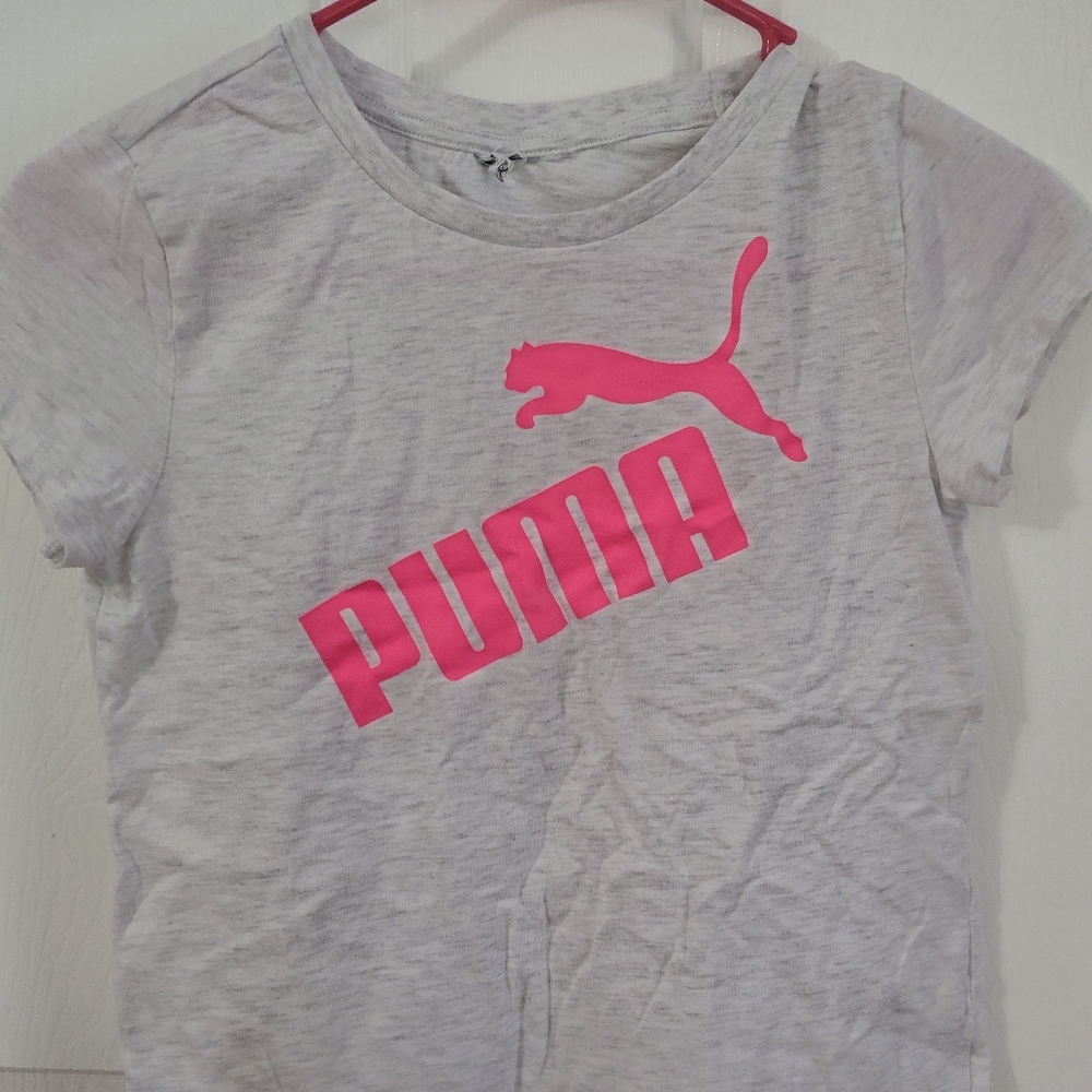 Grey and pink puma shirt og